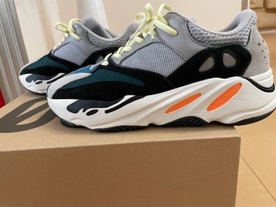 adidas YEEZY Boost 700 "Wave Runner"