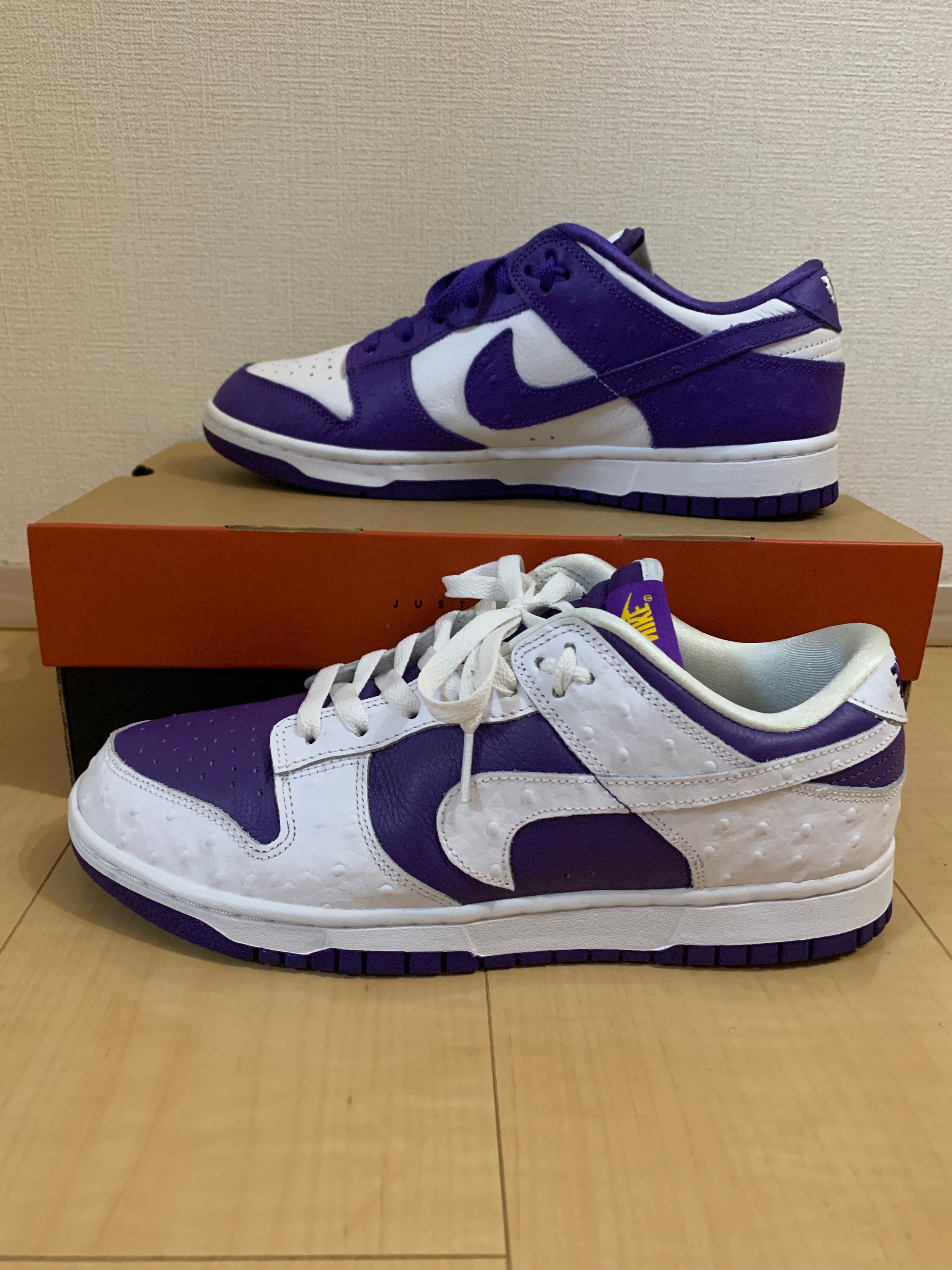 Nike Women's Dunk Low "Made You Look"