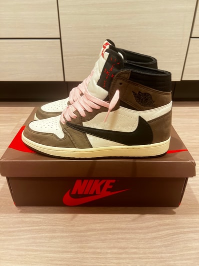 Travis Scott × Nike Air Jordan 1 Retro High OG TS SP "Sail/Dark Mocha"
