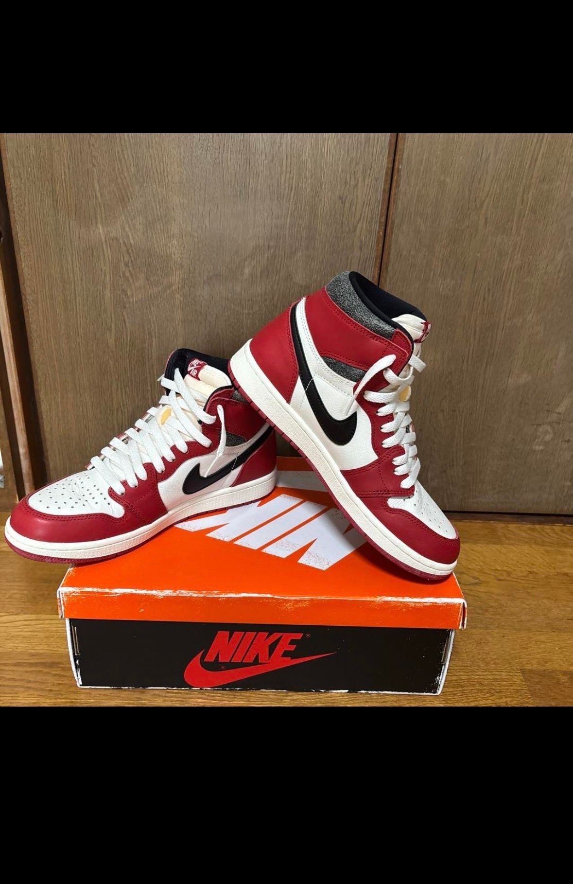Nike Air Jordan 1 High OG "Lost & Found/Chicago"