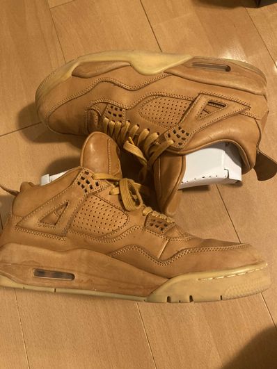 Retro 2025 4 wheat