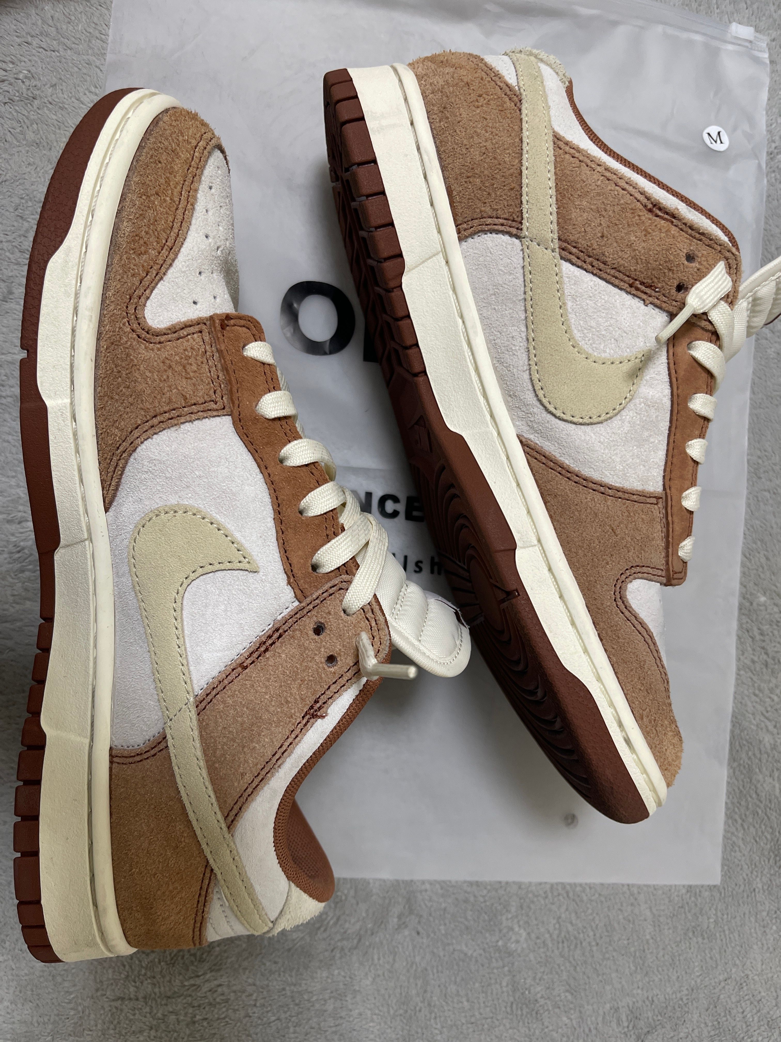 Nike Dunk Low PRM "Medium Curry"