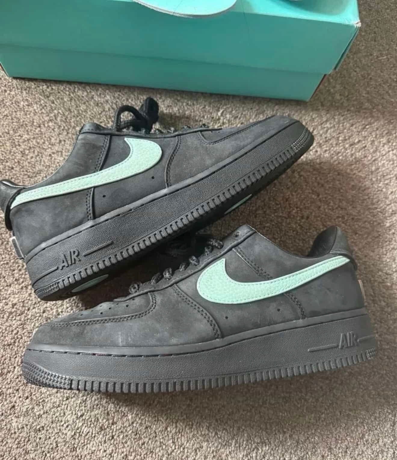 Tiffany & Co. × Nike Air Force 1 Low "1837"