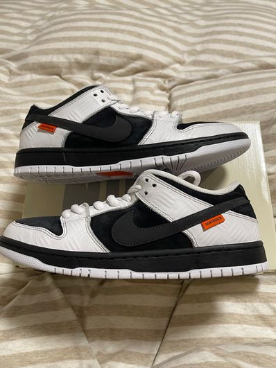 TIGHTBOOTH × Nike SB Dunk Low Pro QS "Black and White"