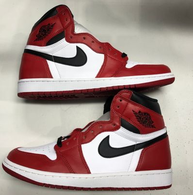 Nike Air Jordan 1 Retro High "Chicago" (2015)