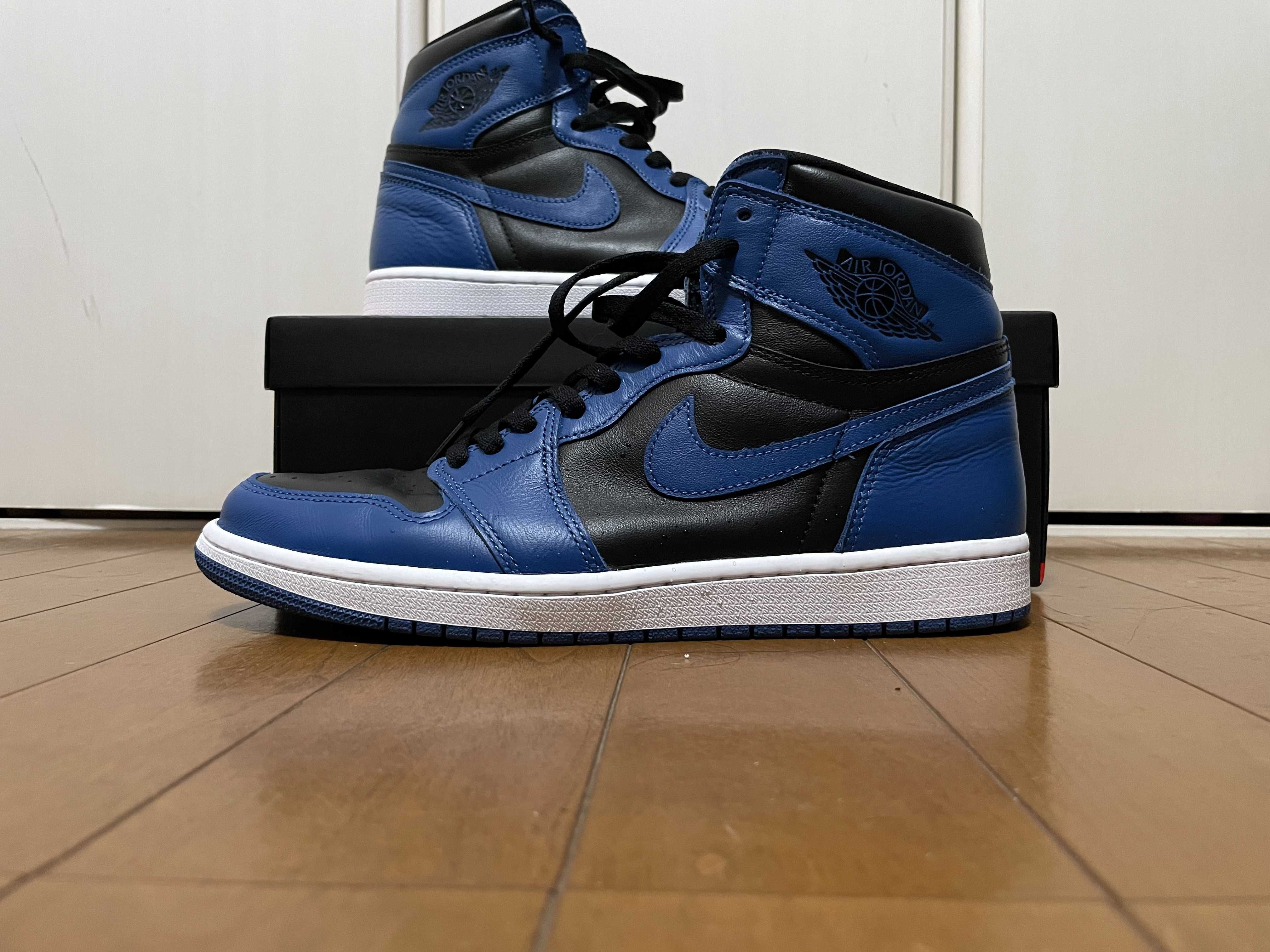 Nike Air Jordan 1 Retro High OG "Dark Marina Blue"