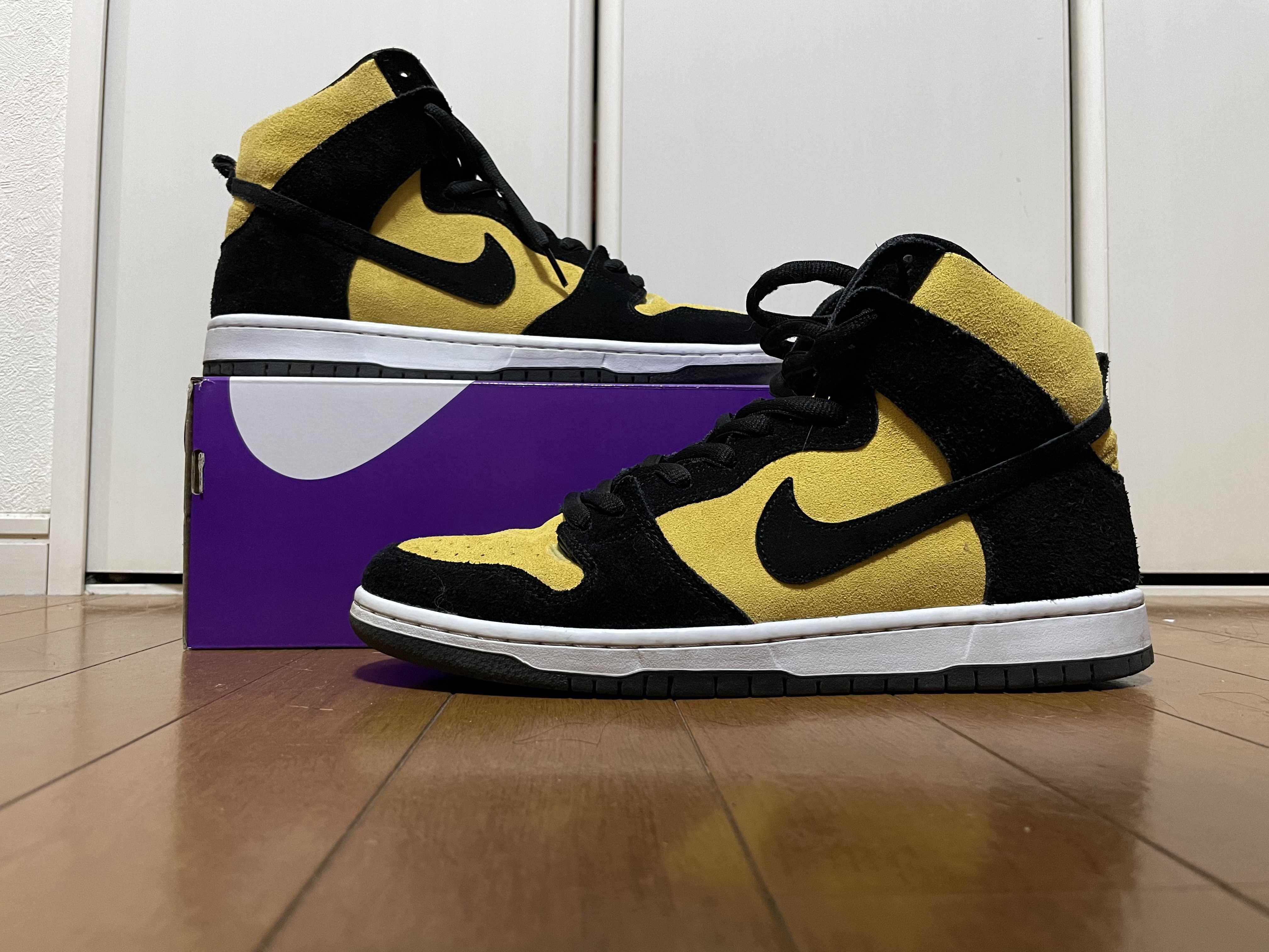 NIKE SB DUNK HIGH "MAIZE AND BLACK"