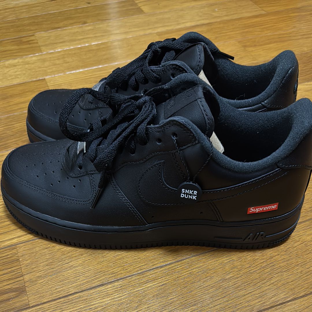Supreme × Nike Air Force 1 Low "Black"