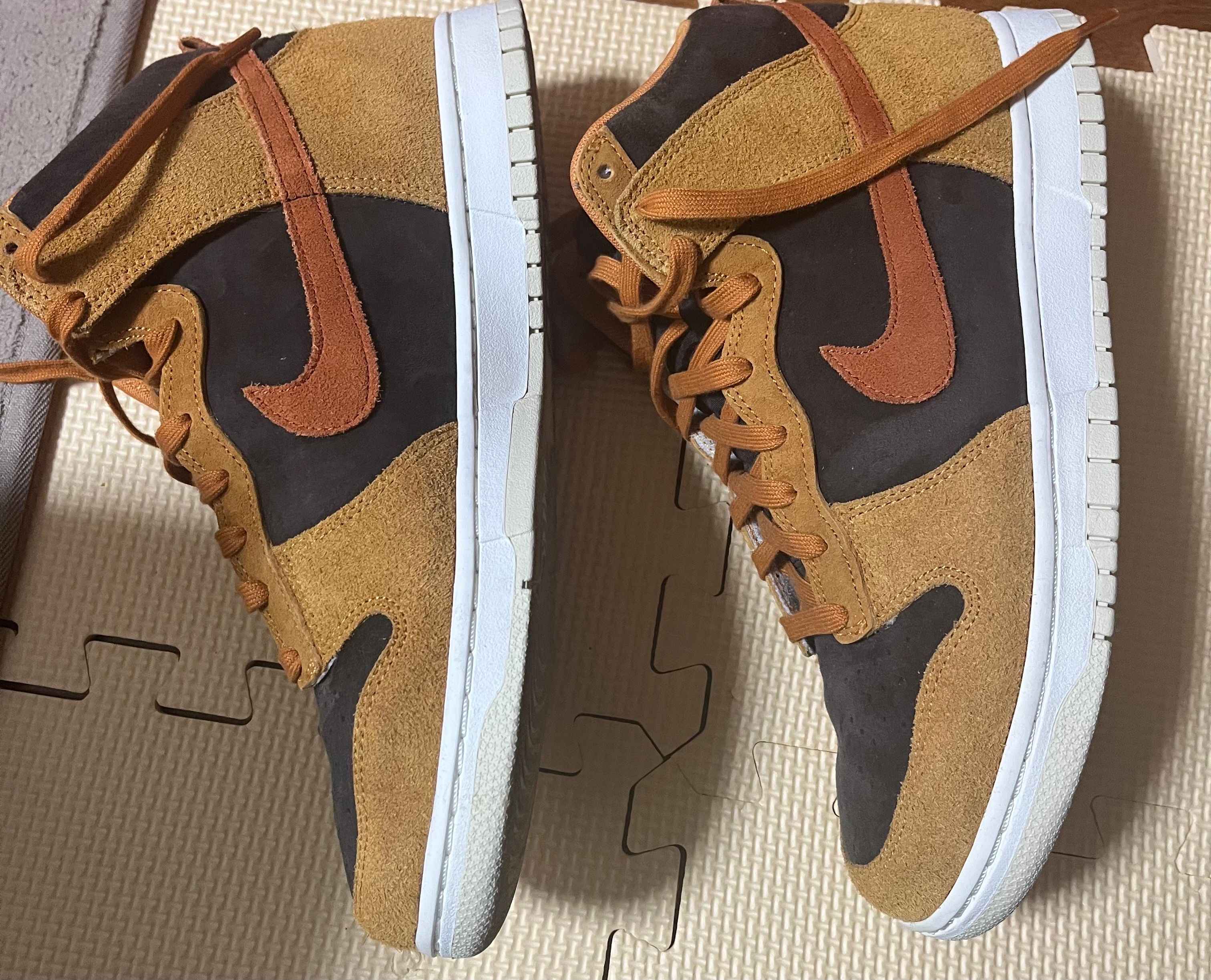 NIKE DUNK HIGH PRM "DARK CURRY"