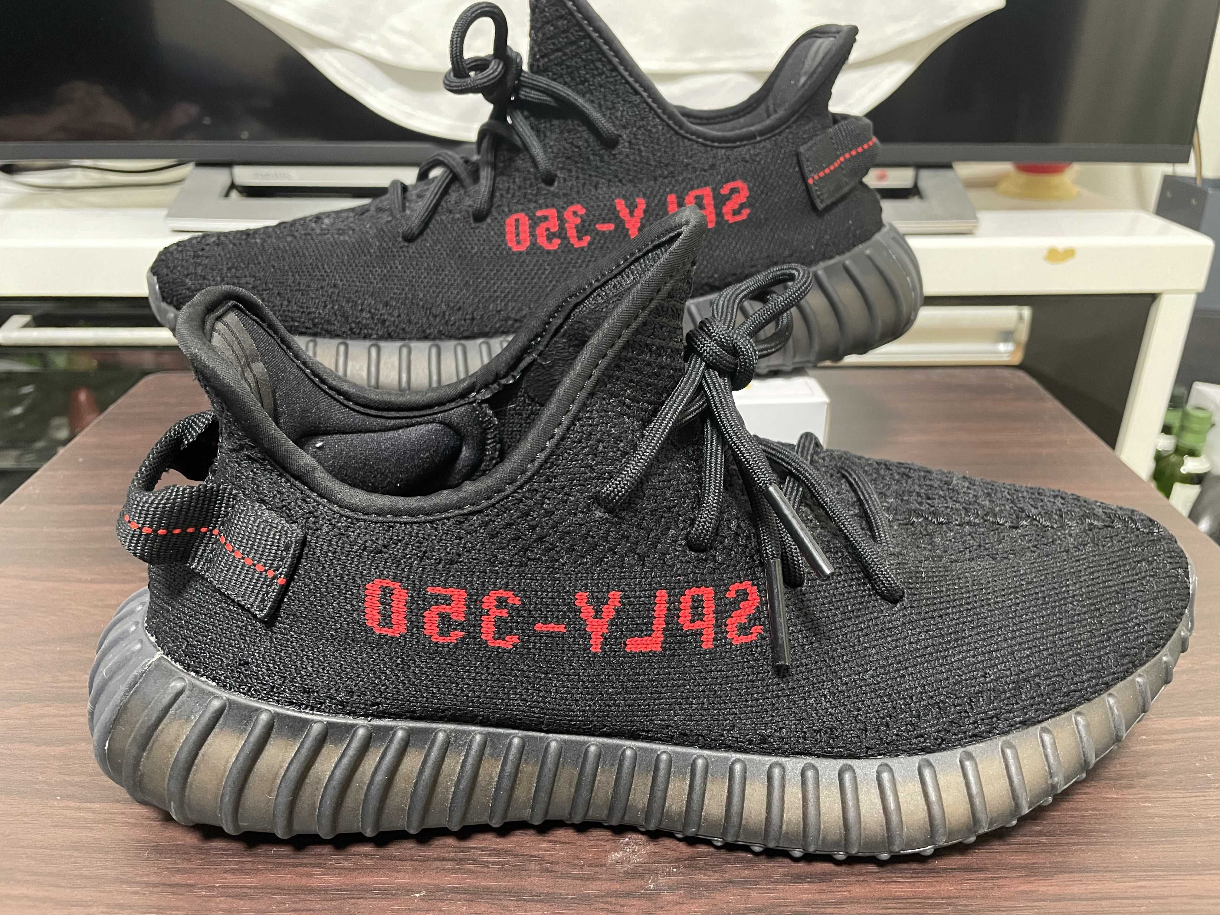 adidas YEEZY Boost 350 V2 "Core Black/Red" (2020)