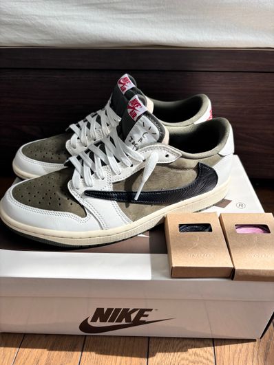Travis Scott × Nike Air Jordan 1 Low OG SP "Reverse Olive"