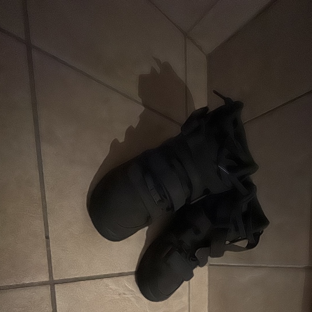 ビリー・アイリッシュ × ナイキ エアフォース1 ハイ ’07 SP "セコイア"