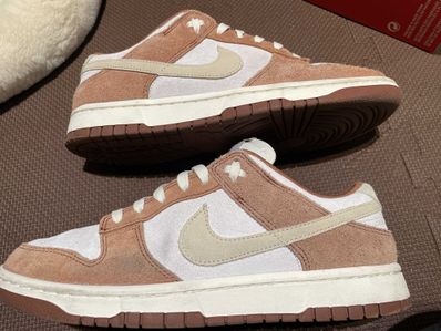 Nike Dunk Low PRM "Medium Curry"