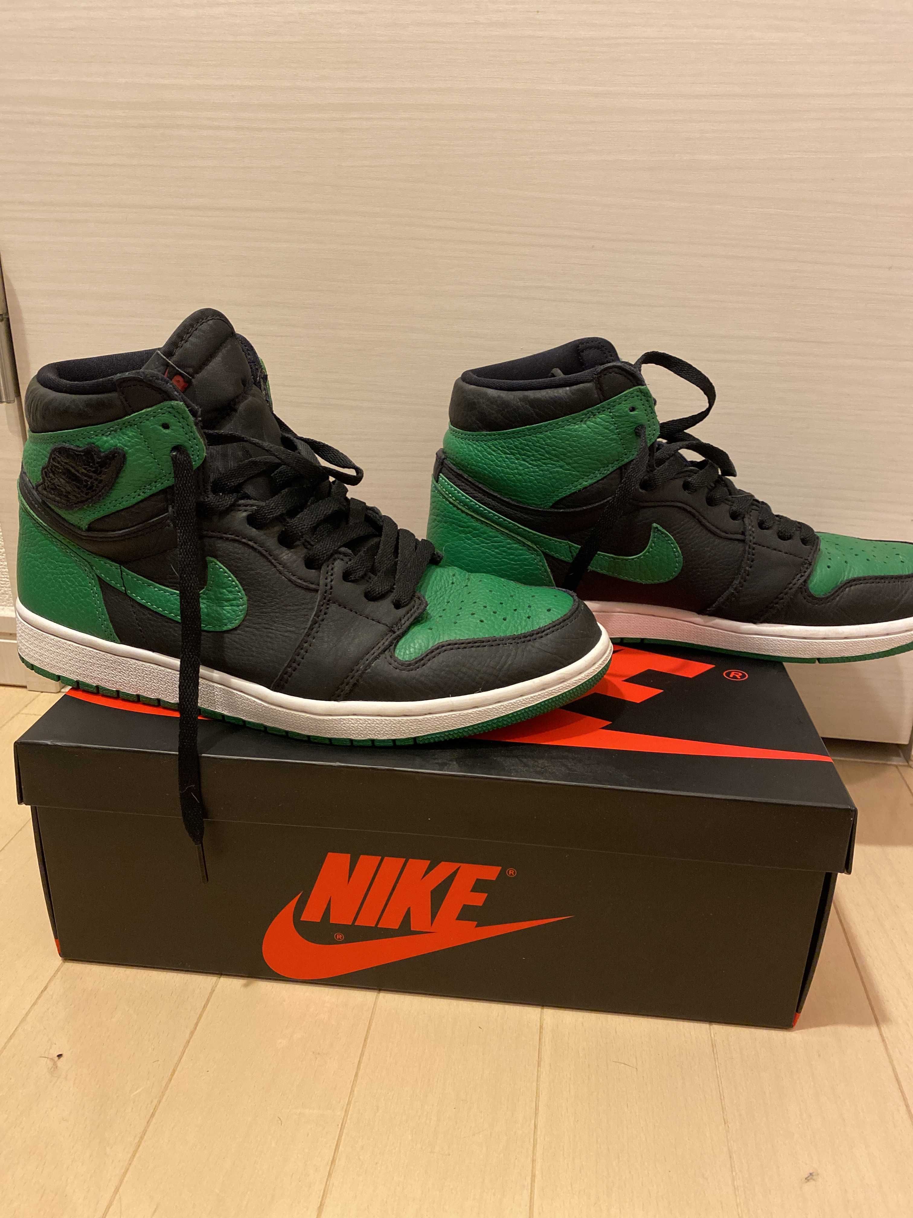 Nike Air Jordan 1 Retro High OG "Black/Pine Green" (2020)      