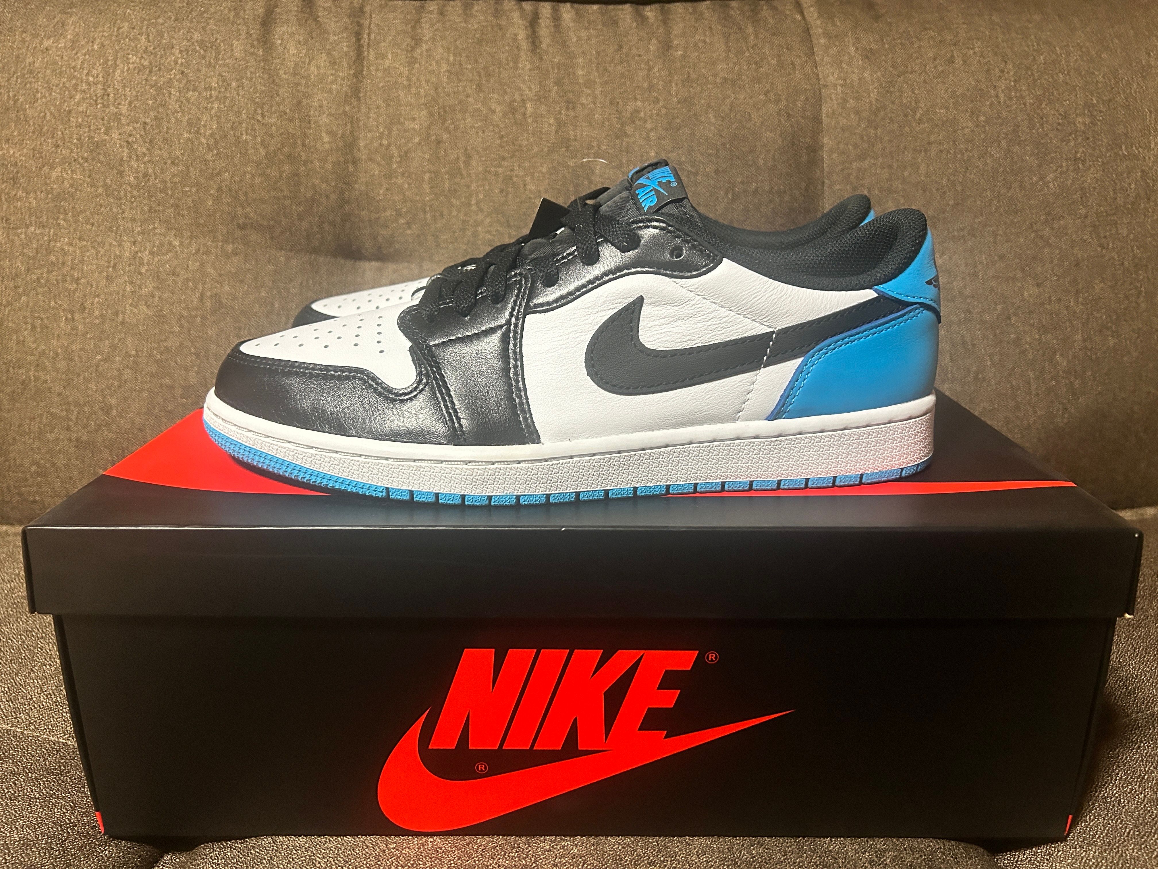 Nike Air Jordan 1 Low OG "Black and Dark Powder Blue/UNC"