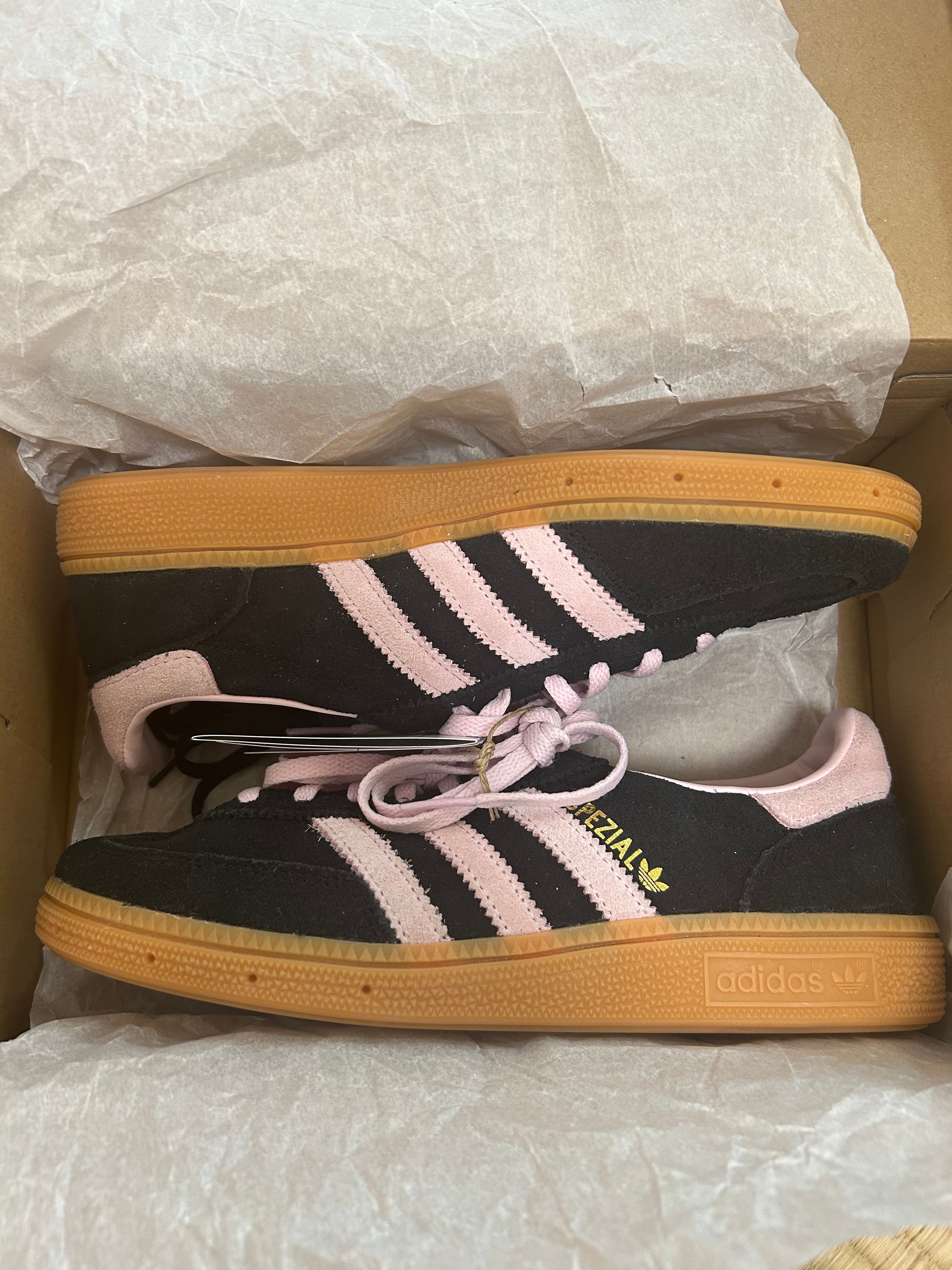 adidas Handball Spezial "Core Black/Clear Pink/Gum"