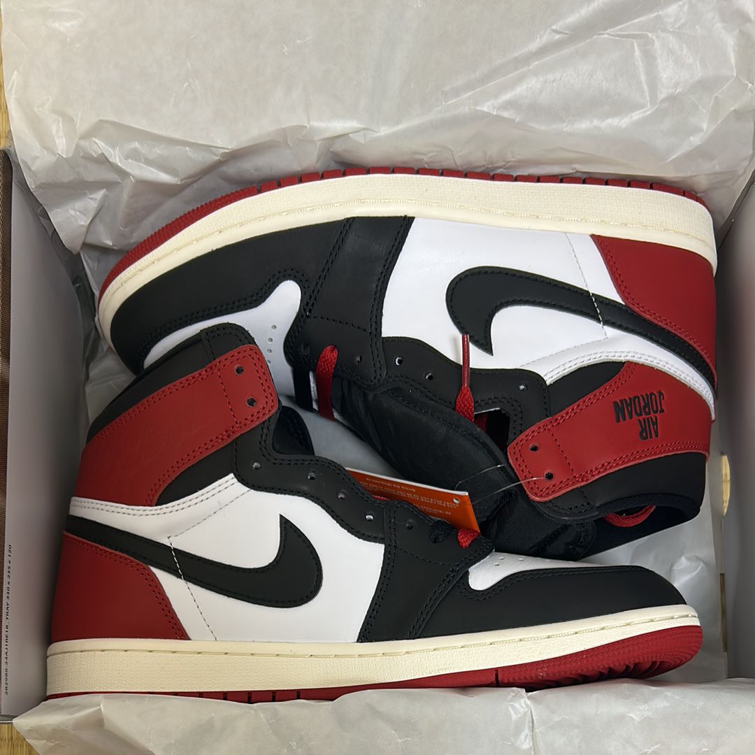 Nike Air Jordan 1 Retro High OG "Black Toe Reimagined"