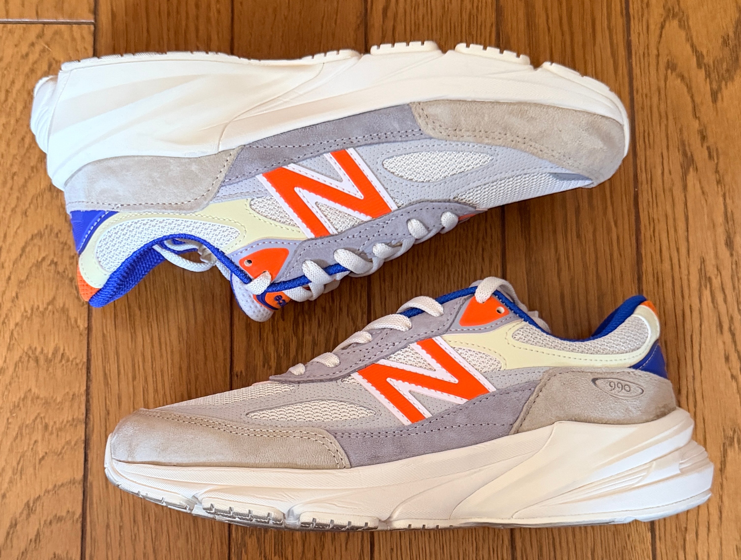 KITH × New Balance 990V6 Madison Square Garden "Sanddrift"