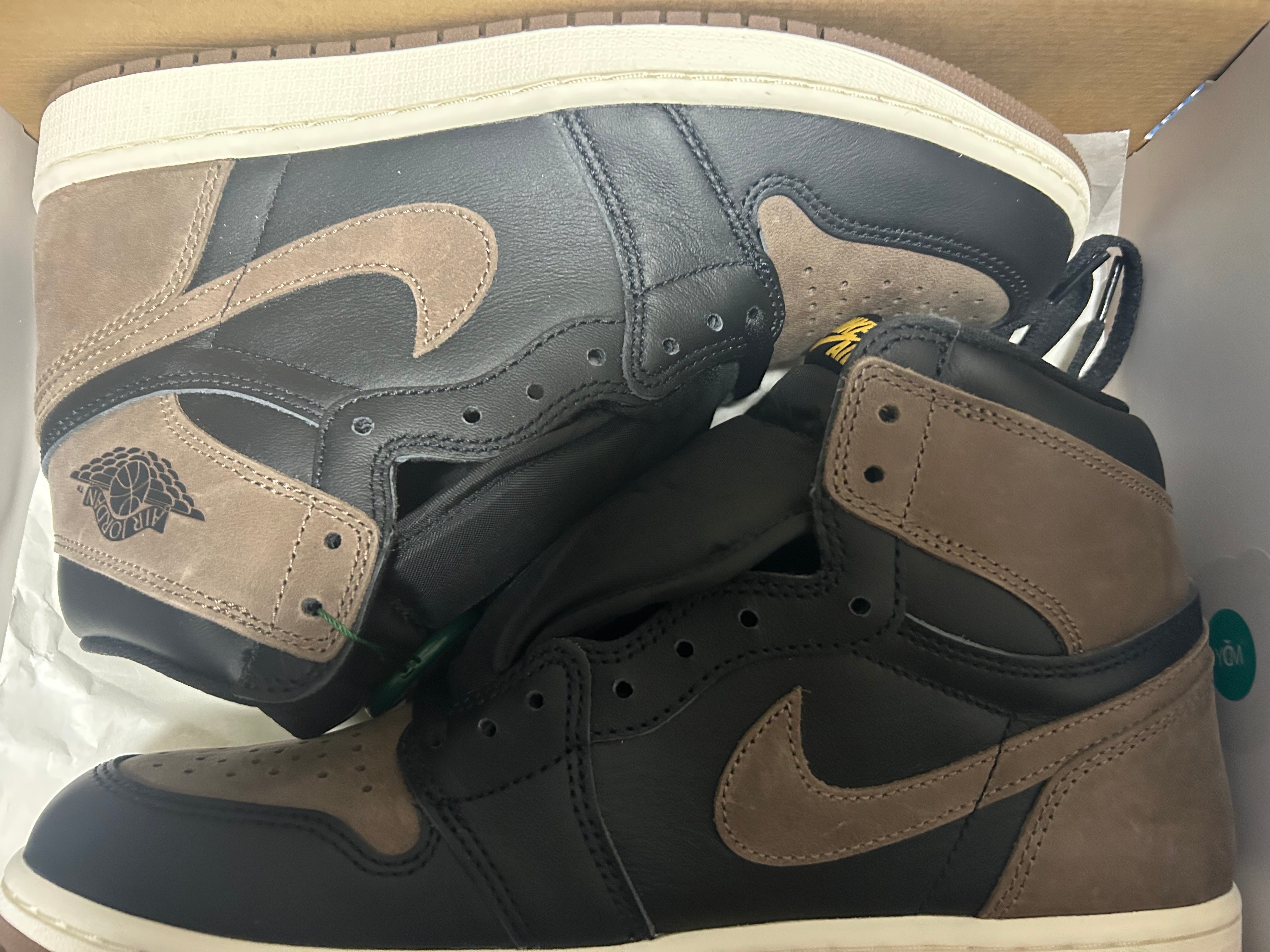 ナイキ エアジョーダン1 レトロ ハイ OG "パロミノ"