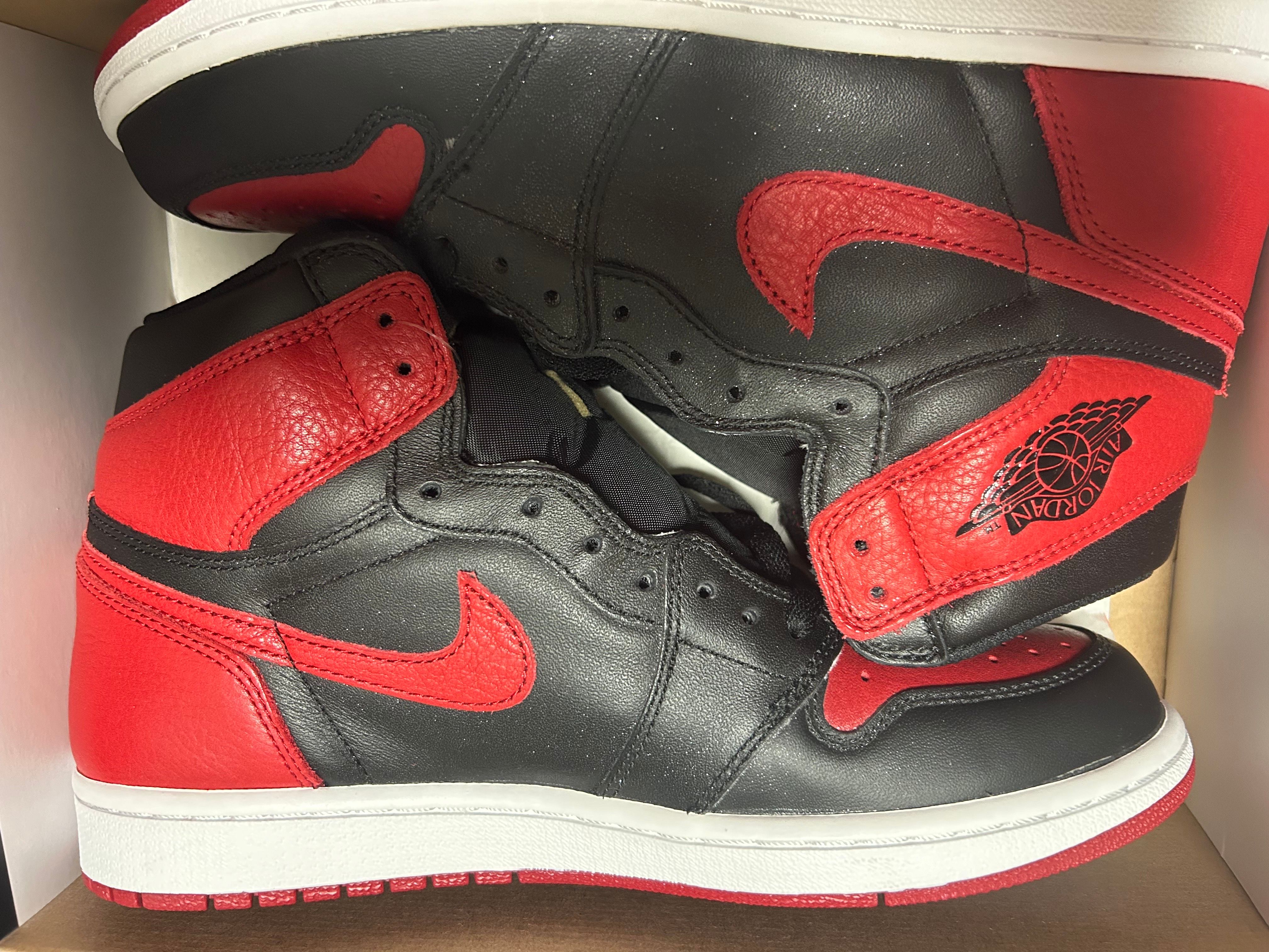 Nike Air Jordan 1 Retro High OG "Bred/Banned" (2016)