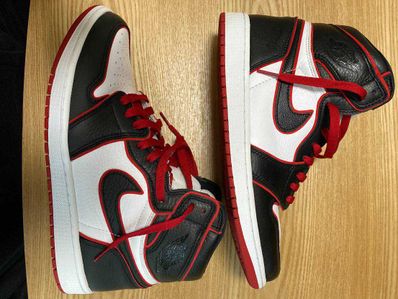 Nike Air Jordan 1 Retro High OG "Blood Line"