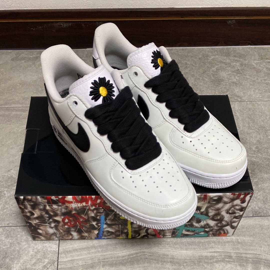 PEACEMINUSONE × Nike Air Force 1 Low "Para-noise/White/Black" / G-DRAGON