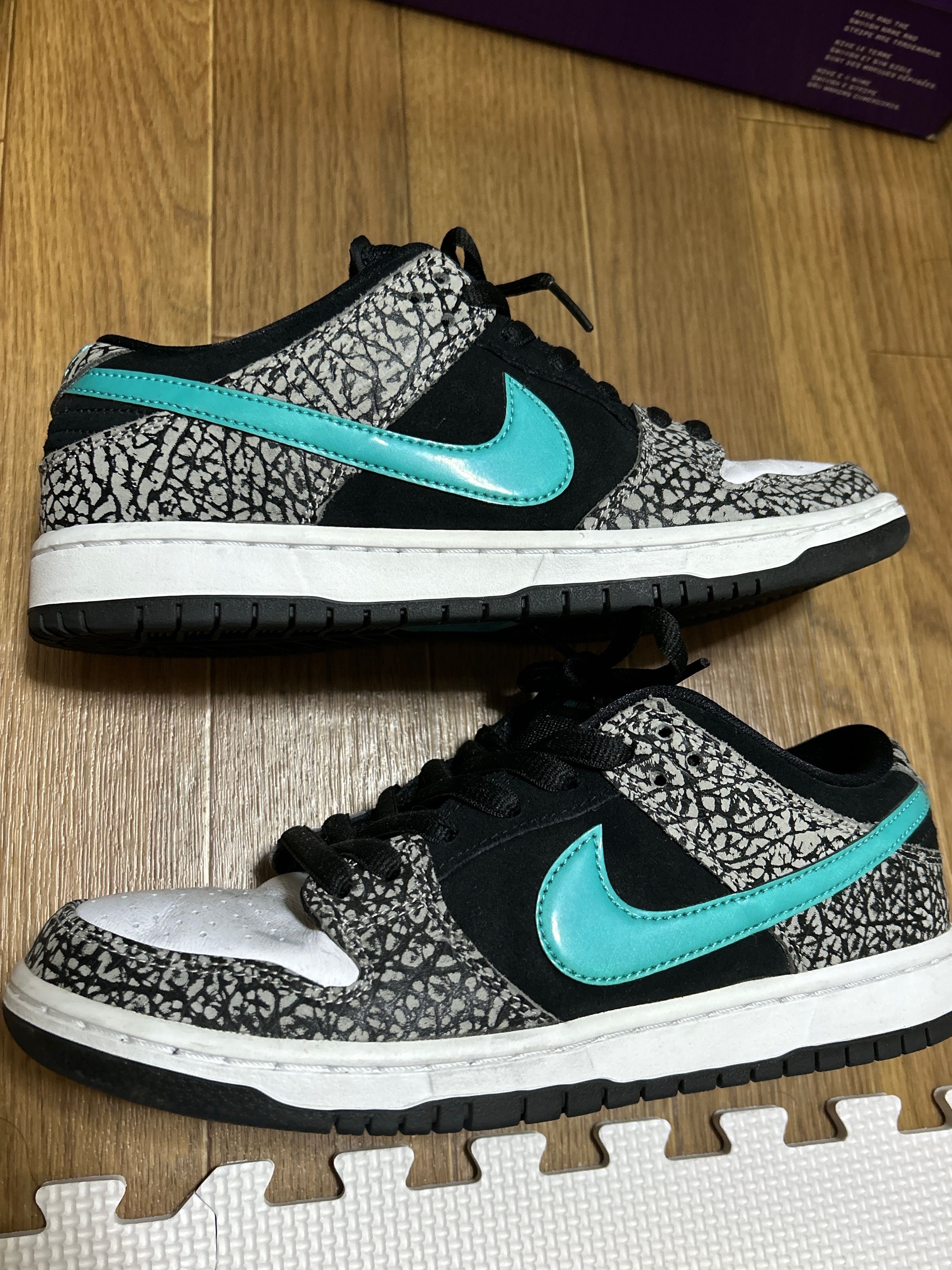Nike SB Dunk Low "Elephant/Safari"