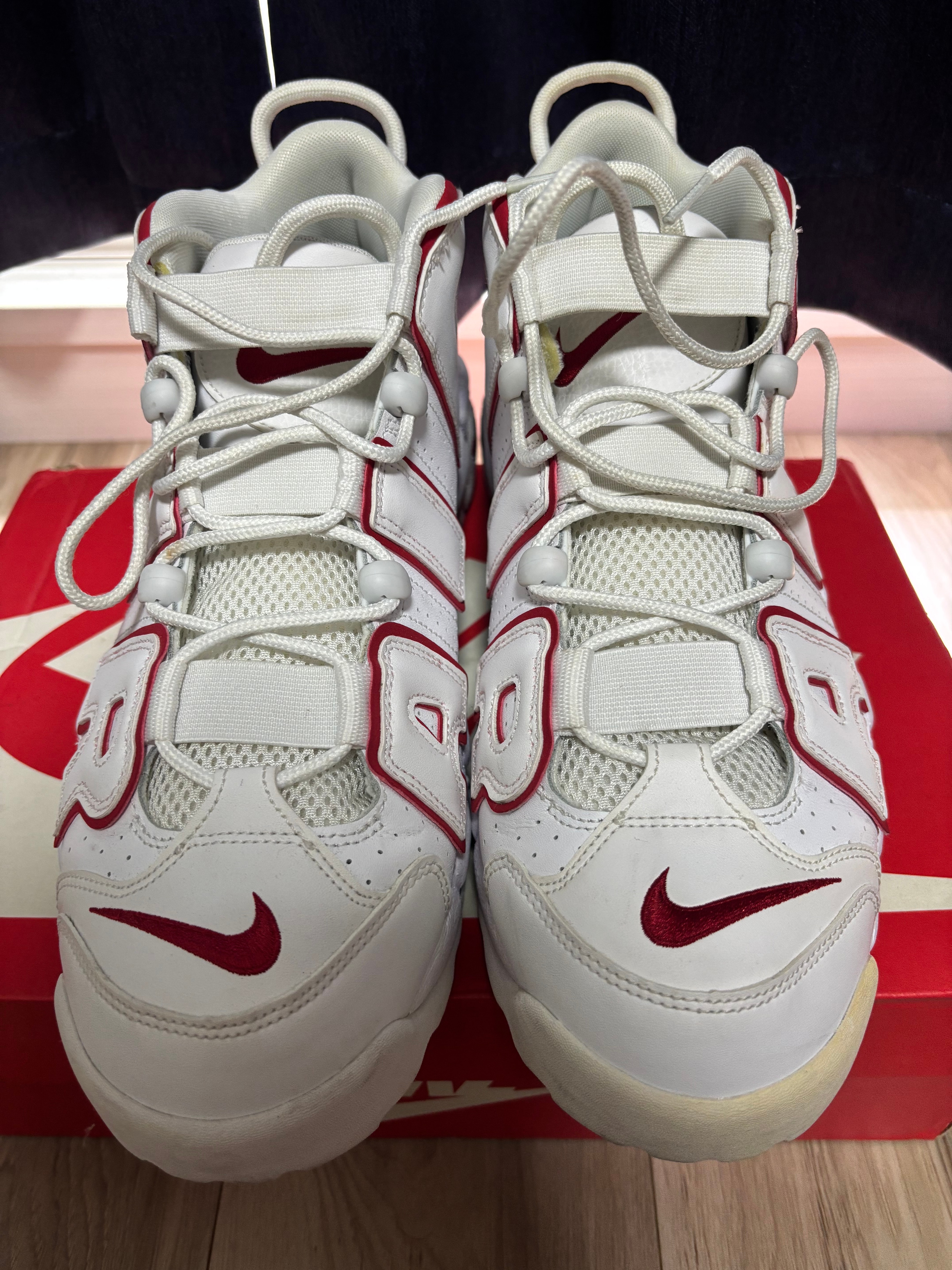 NIKE AIR MORE UPTEMPO "WHITE/VARSITY RED" (2018)