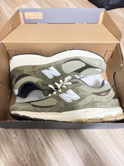 New Balance 2002R "Olive Brown"