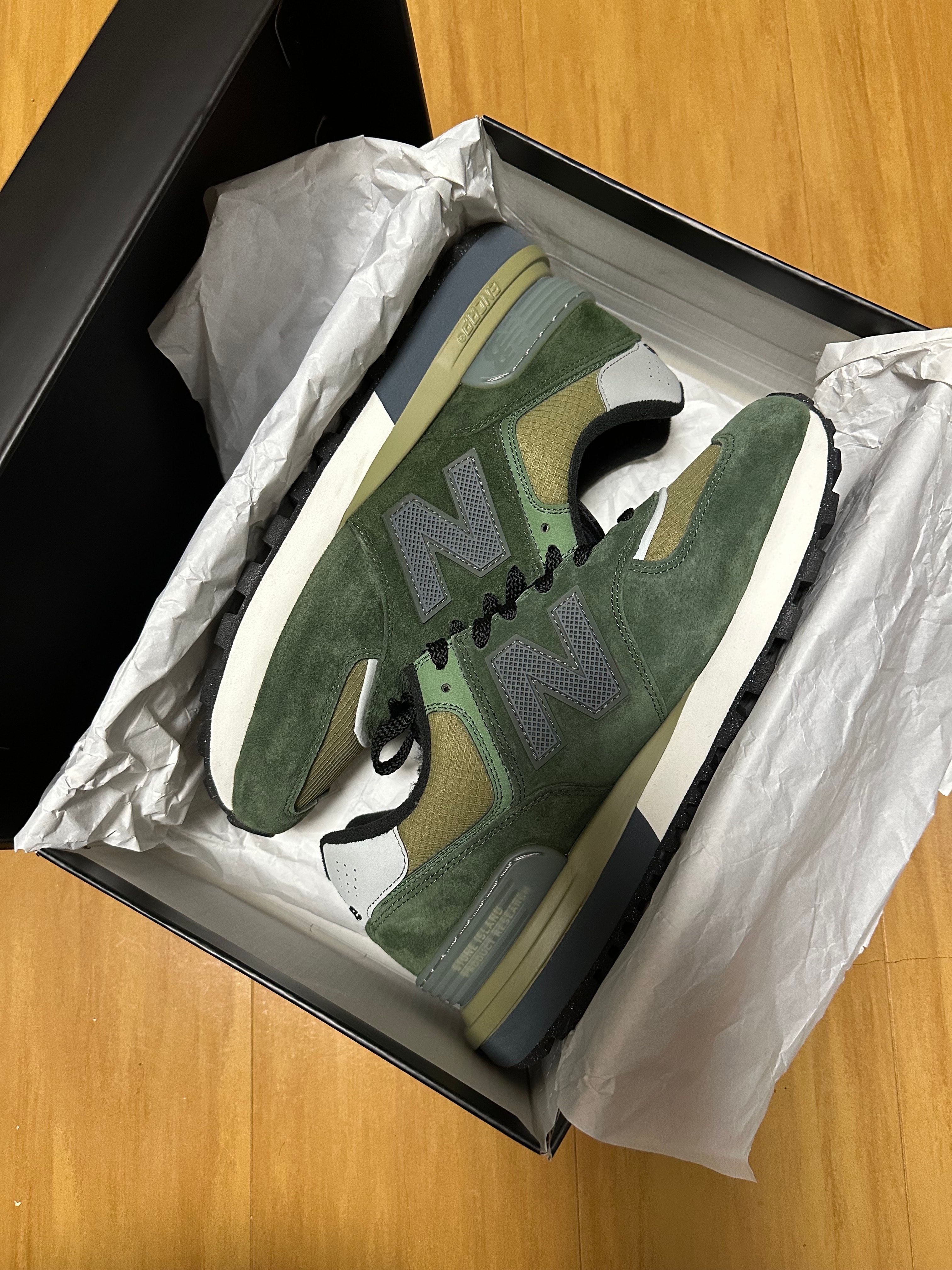 ストーンアイランド × ニューバランス 574 レガシー "ダークグリーン"