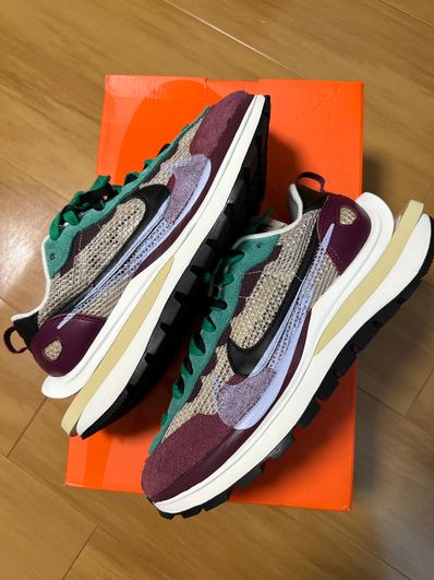sacai × Nike Vapor Waffle "String/Red/Green"