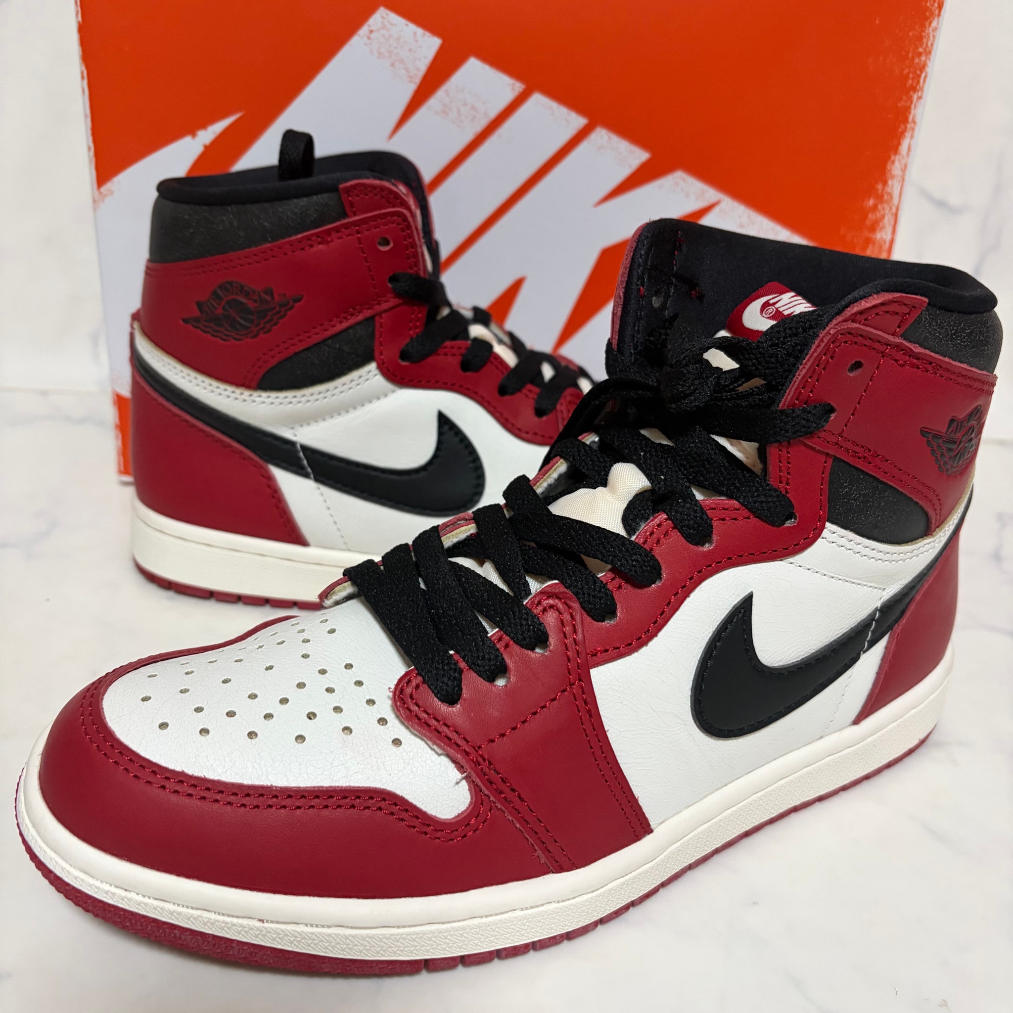 Nike Air Jordan 1 High OG "Lost & Found/Chicago"