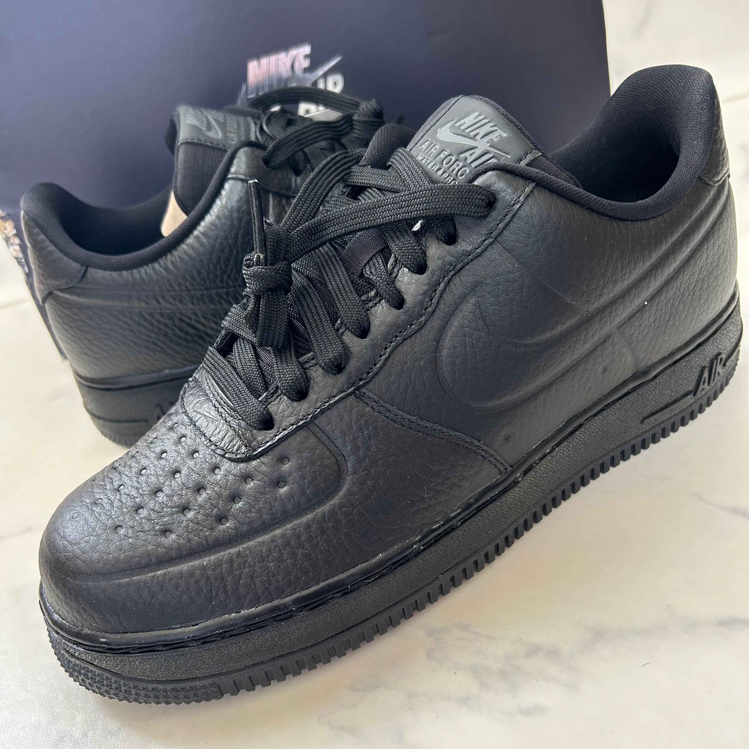 Nike Air Force 1 '07 Pro-Tech WP "Triple Black"
