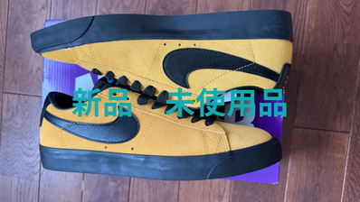 Nike SB Blazer Low GT "University Gold Black"