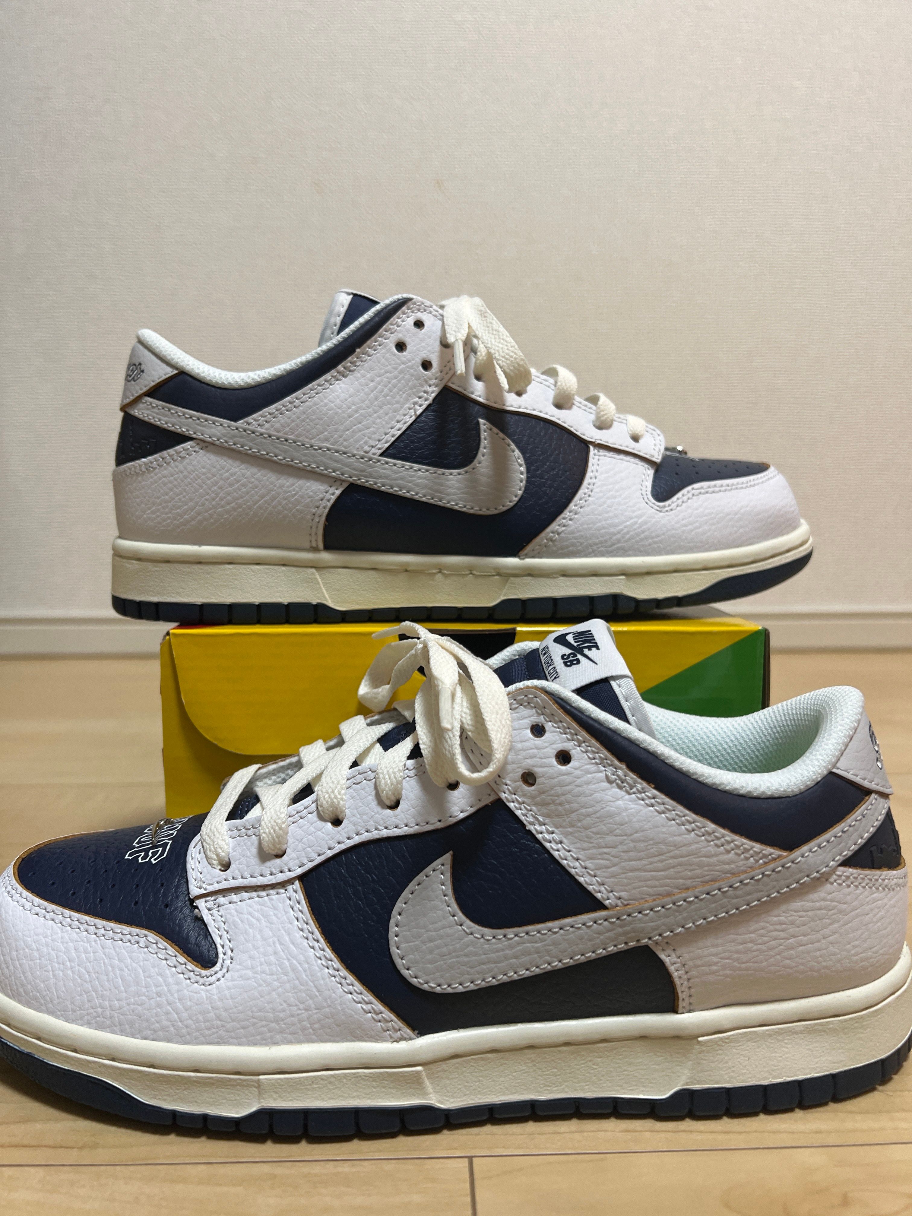 HUF × Nike SB Dunk Low "New York"