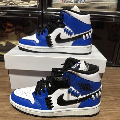 Nike Women's Air Jordan 1 Mid "Sister Hood"