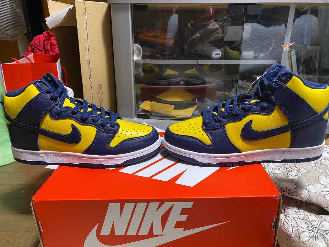 Nike Dunk High "Michigan"