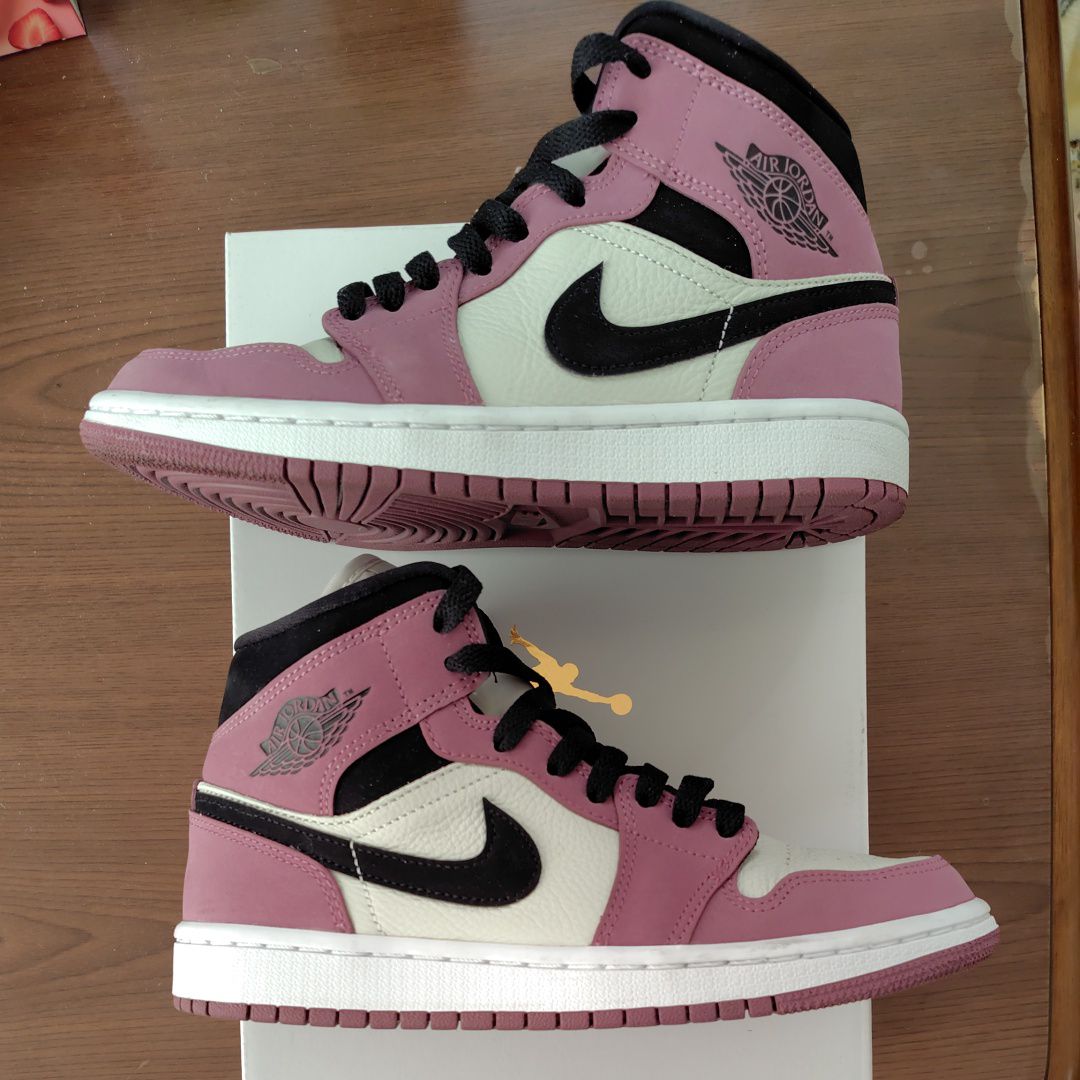 Nike Women's Air Jordan 1 Mid "Berry Pink"
