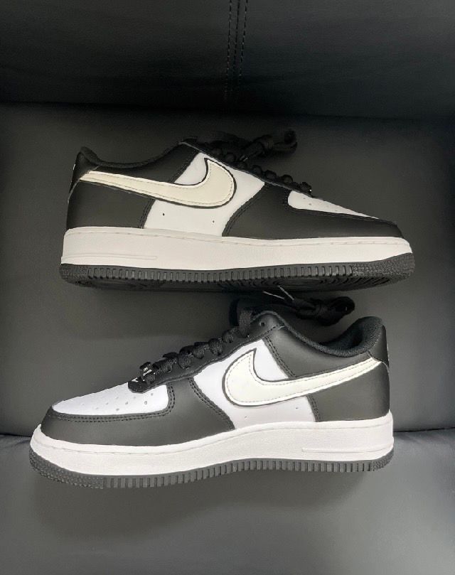 Nike Air Force 1 Low '07 "Black/Black/White"