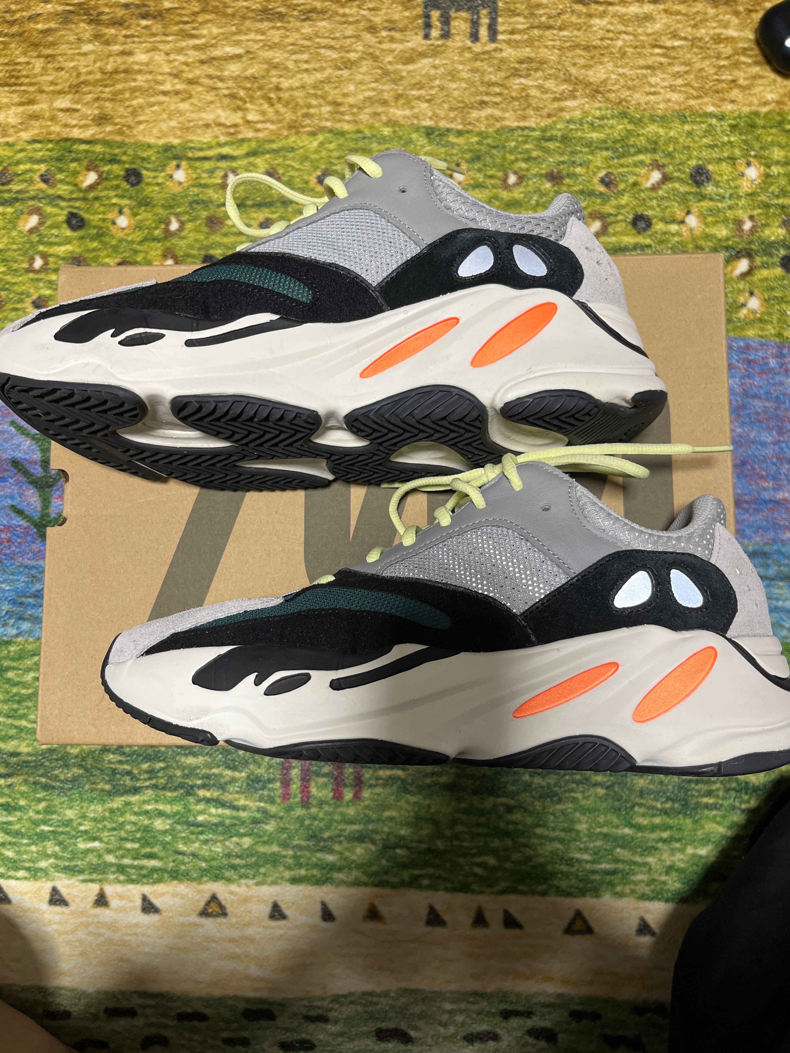 adidas YEEZY Boost 700 "Wave Runner"