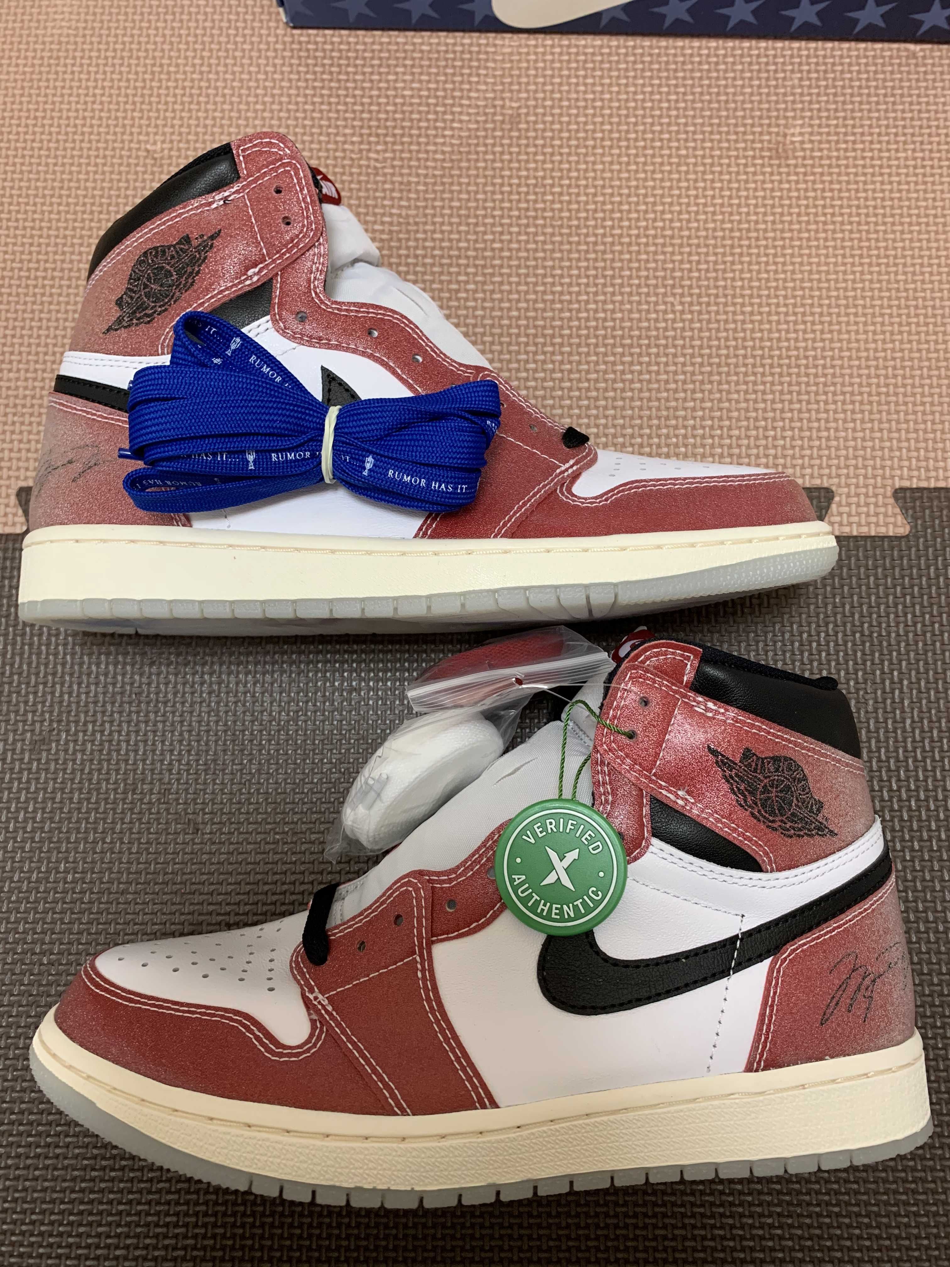 Trophy Room × Nike Air Jordan 1 High OG "Chicago"