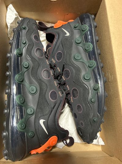 NIKE AIR MAX 720 ISPA "BLACK REFLECT SILVER"