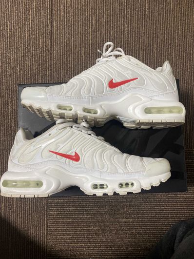 Supreme x Nike Air Max Plus TN "White/Speed Red"