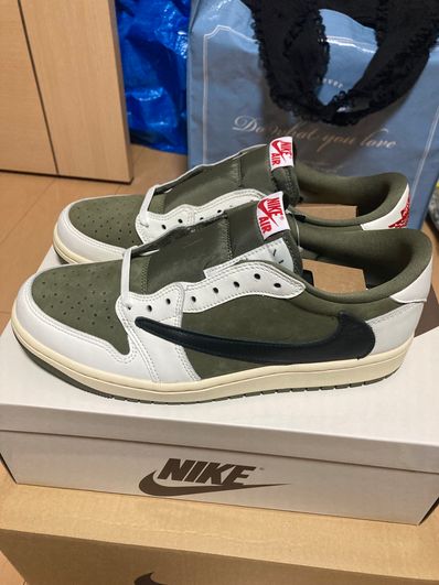Travis Scott × Nike Air Jordan 1 Low OG SP "Reverse Olive"