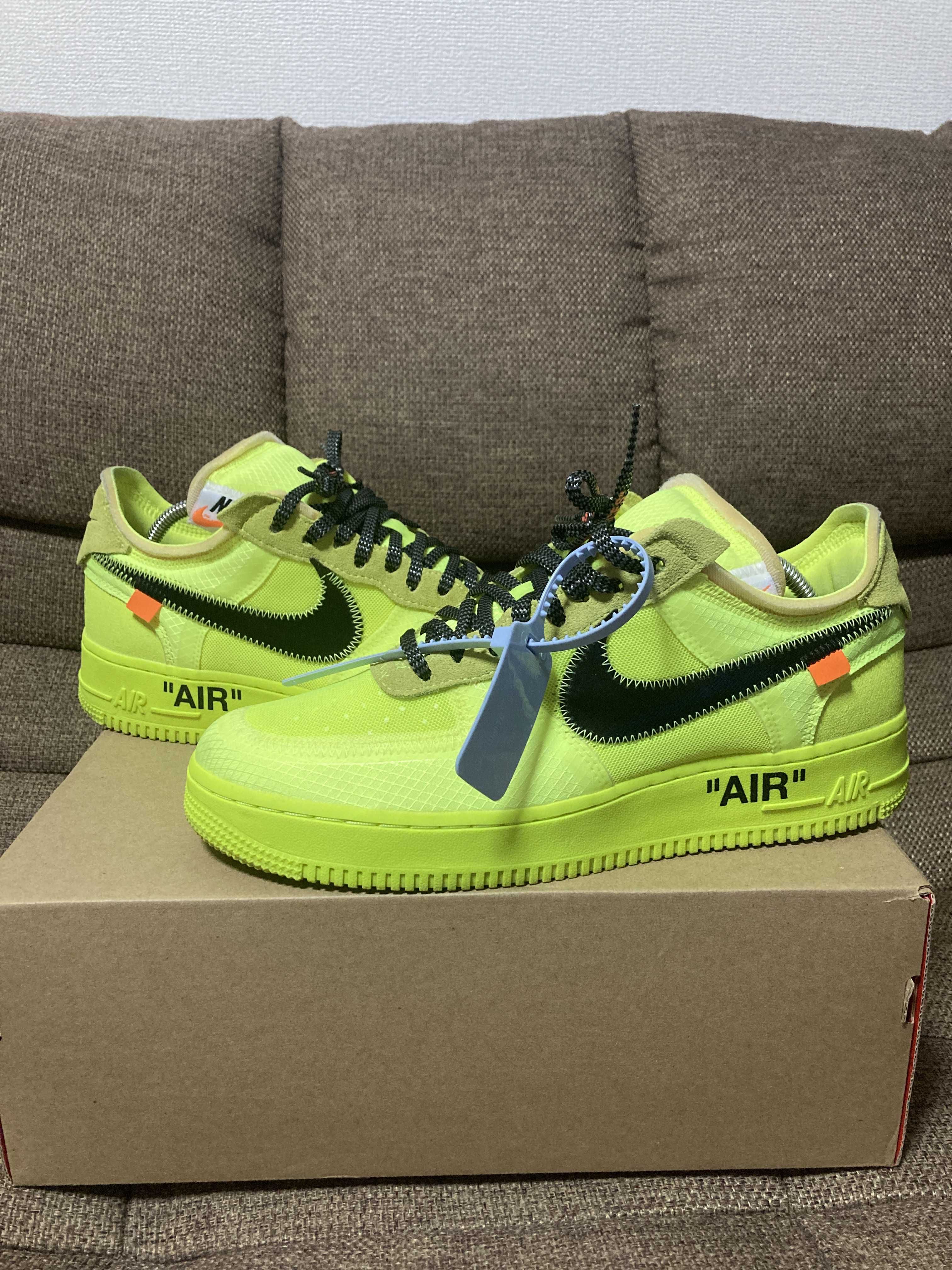 Off-White × Nike Air Force 1 Low "Volt"