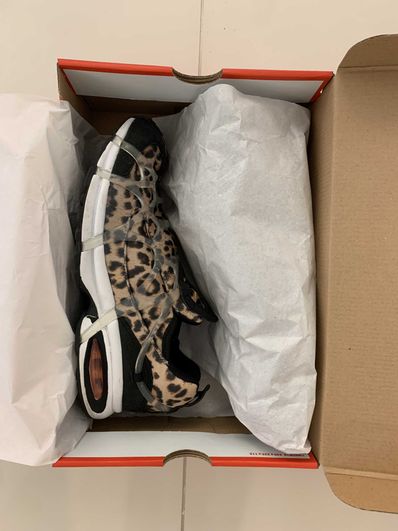 Nike Air Kukini "Leopard Kumquat and Action Red"