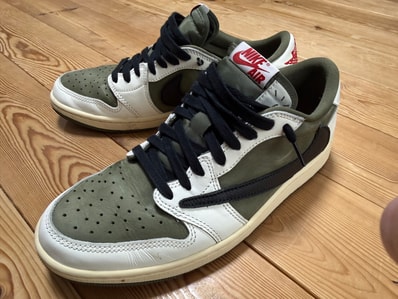 Travis Scott × Nike Air Jordan 1 Low OG SP Travis Scott × Nike Air Jordan 1 Low OG SP