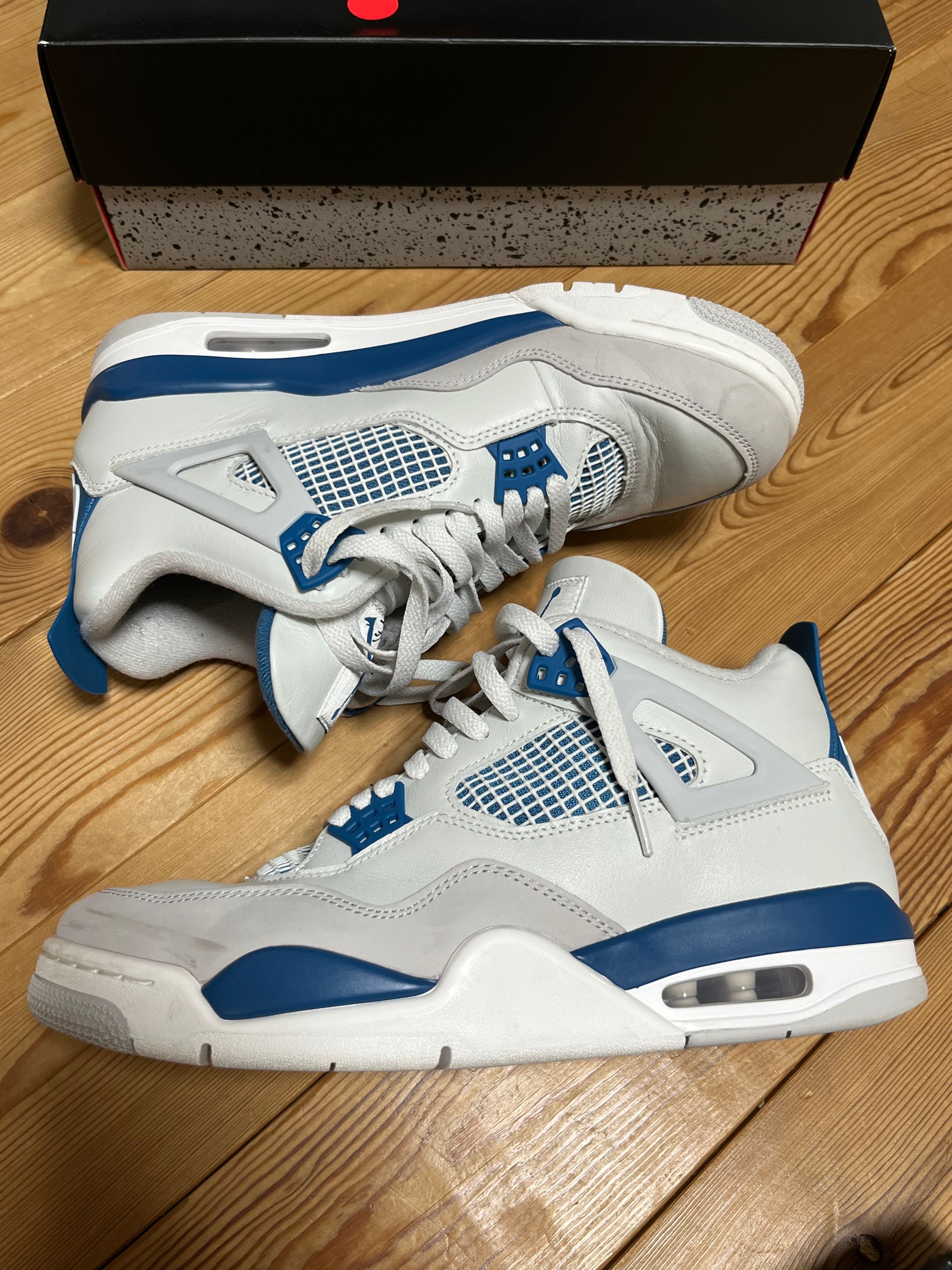 Nike Air Jordan 4 Retro "Industrial Blue"