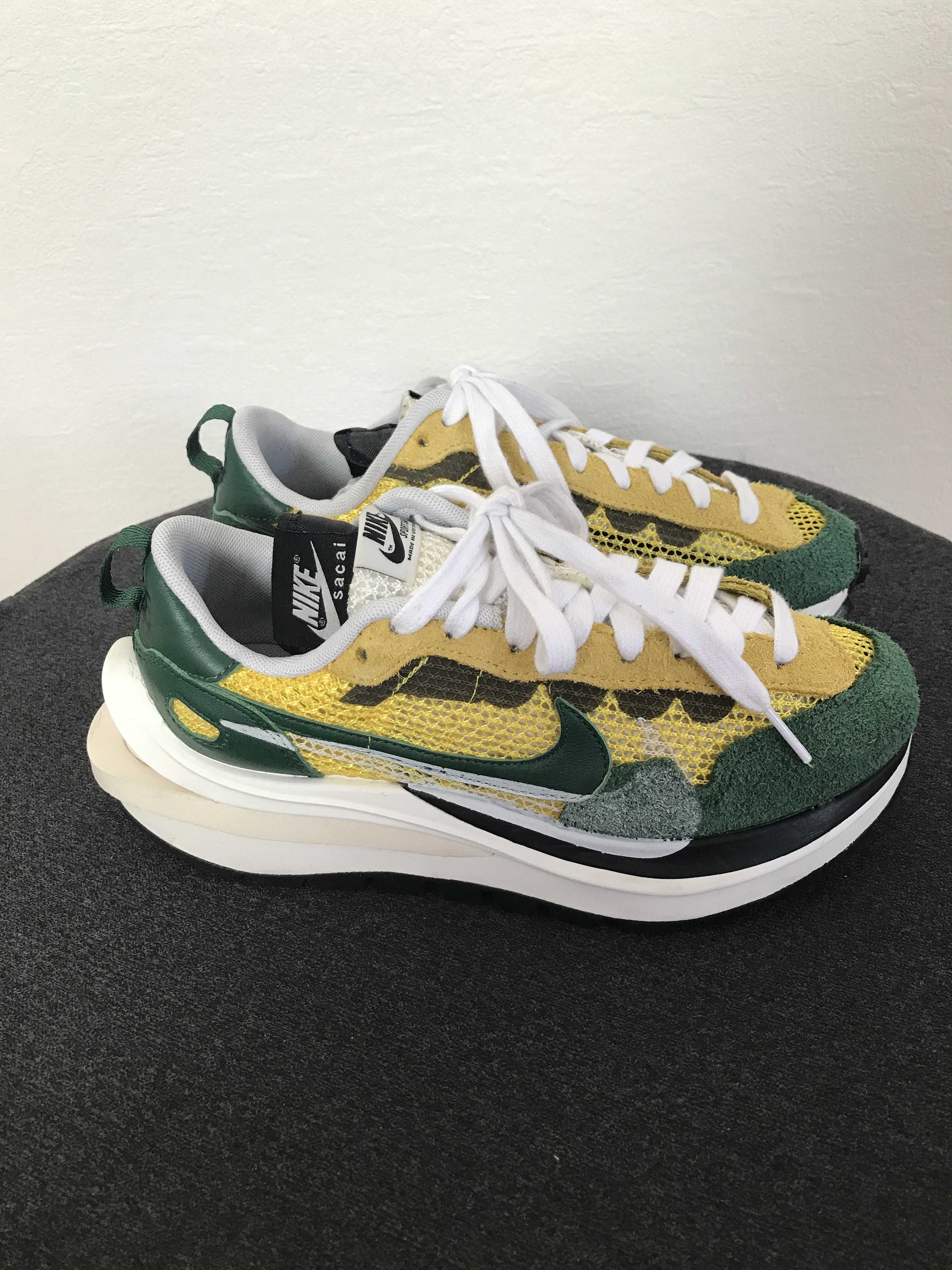 sacai × Nike Vapor Waffle "Tour Yellow/Stadium Green-Sail"