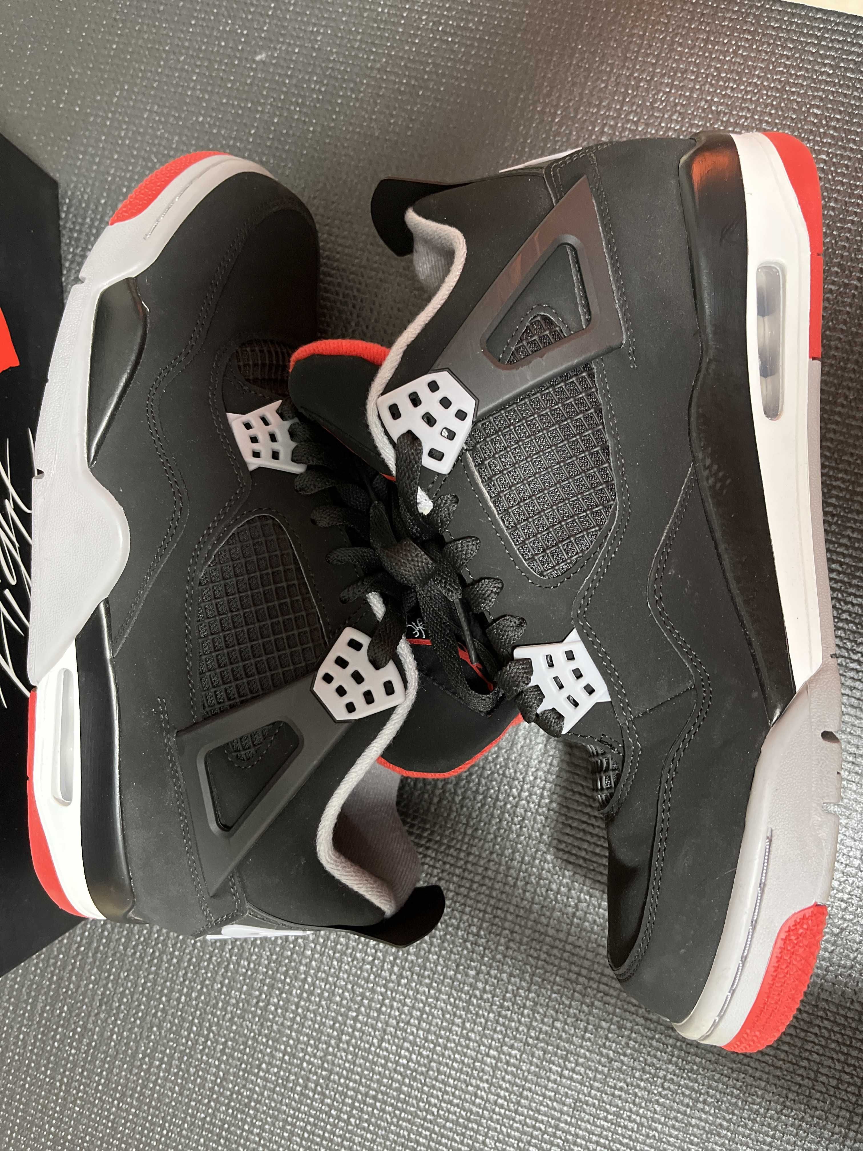 Nike Air Jordan 4 Retro "Bred" (2019)  